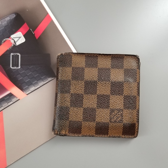 Mens Louis Vuitton Authentic Damier Ebene Multiple Bifold Wallet 